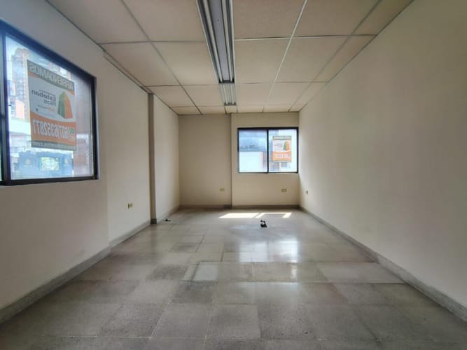 Edificio en arriendo en Cabecera Del Llano, Bucaramanga, 353 m² · foto 2 de 15