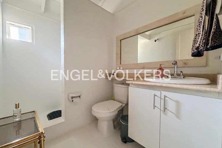 Casa de 4 alcobas en arriendo en Las Lomas No.1, Medellín, 235 m² · foto 14 de 16