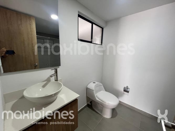 Apartamento de 3 alcobas en arriendo en Shellmar, Medellín, 102 m² · foto 16 de 17