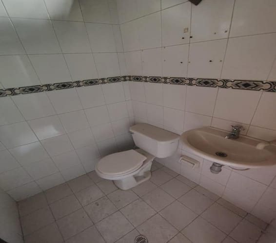 Bodega en arriendo en Casco Antiguo - Floridablanca, Floridablanca, 480 m² · foto 10 de 19