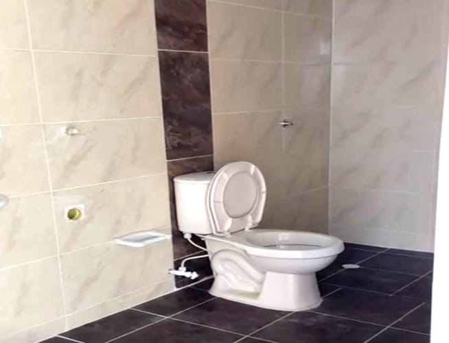 Edificio en venta en Provenza, Bucaramanga, 690 m² · foto 2 de 13