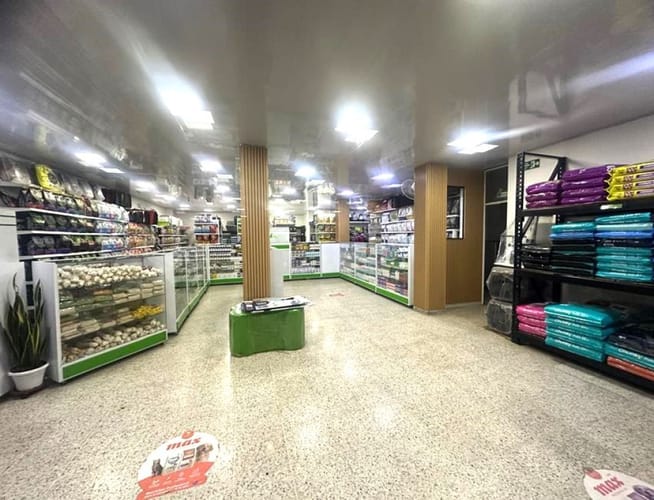 Edificio en venta en Provenza, Bucaramanga, 690 m² · foto 8 de 13