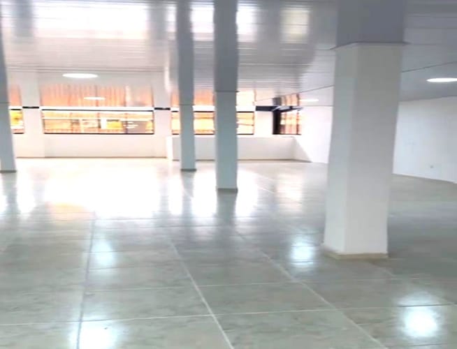 Edificio en venta en Provenza, Bucaramanga, 690 m² · foto 10 de 13