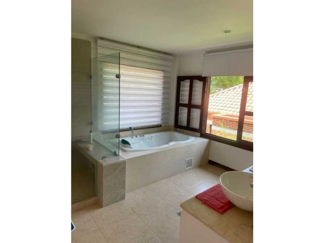 Casa de 4 alcobas en venta en San Francisco, Cali, 303 m² · foto 4 de 22
