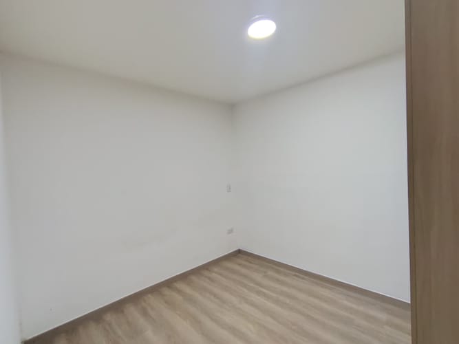 Apartamento de 2 alcobas en arriendo en Laureles, Medellín, 55 m² · foto 5 de 9
