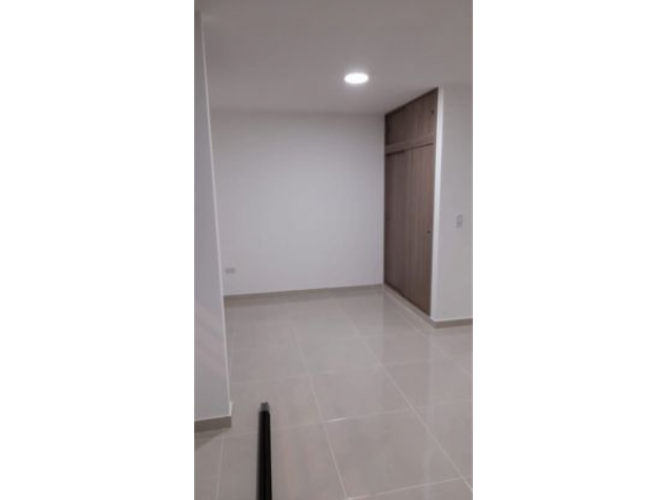 Edificio en venta en El Gran Limonar Cataya, Cali, 1200 m² · foto 6 de 24