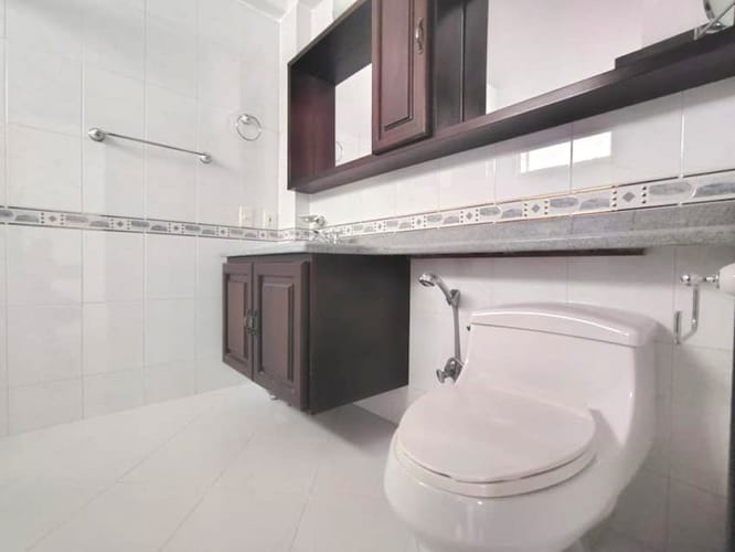 Casa de 4 alcobas en arriendo en Ruitoque, Piedecuesta, 243 m² · foto 12 de 23