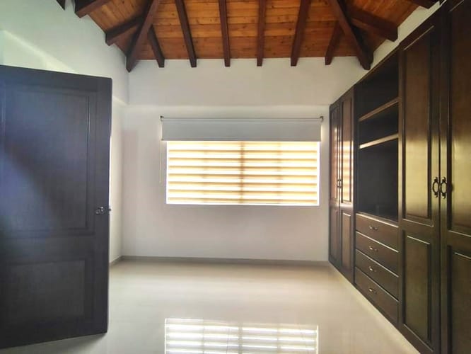 Casa de 4 alcobas en arriendo en Ruitoque, Piedecuesta, 243 m² · foto 19 de 23