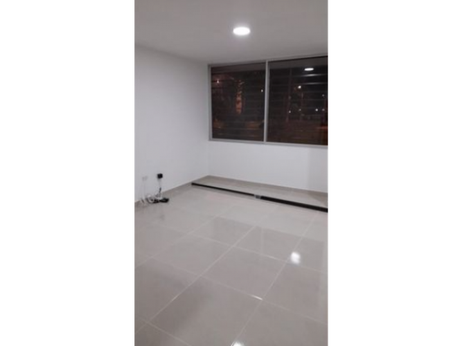 Edificio en venta en El Gran Limonar Cataya, Cali, 1200 m² · foto 21 de 24