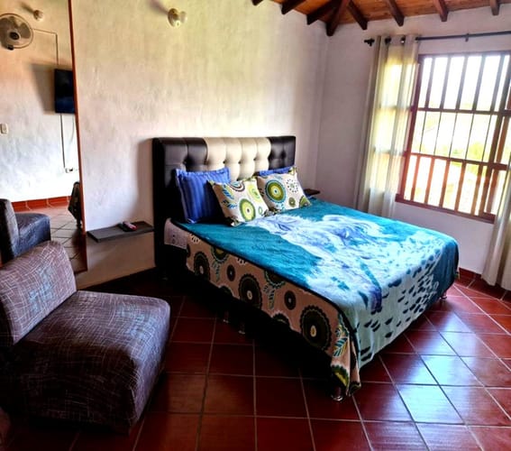 Casa de 4 alcobas en venta en El Volador, Piedecuesta, 250 m² · foto 12 de 24