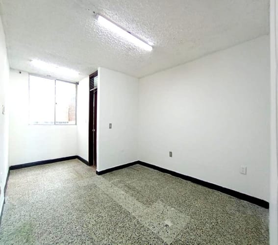 Local en arriendo en Cabecera Del Llano, Bucaramanga, 32 m² · foto 6 de 11