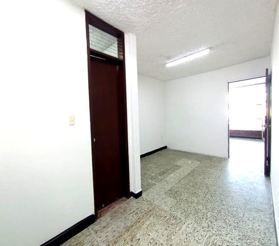 Local en arriendo en Cabecera Del Llano, Bucaramanga, 32 m² · foto 8 de 11