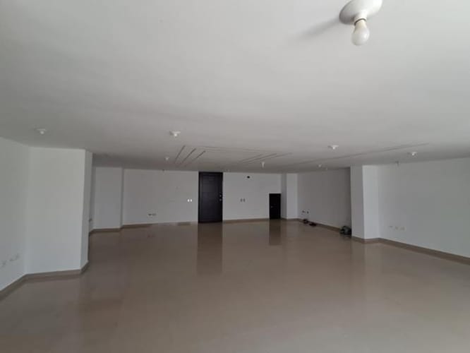 Local en arriendo en Cabecera Del Llano, Bucaramanga, 83 m² · foto 3 de 8