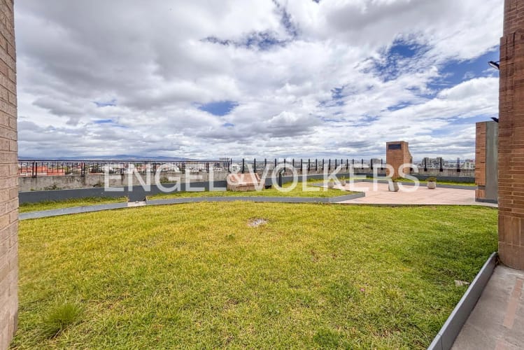 Apartamento de 2 alcobas en venta en Chico Norte, Bogotá, 110 m² · foto 18 de 19