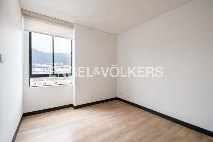 Apartamento de 2 alcobas en venta en Chico Norte, Bogotá, 110 m² · foto 12 de 19