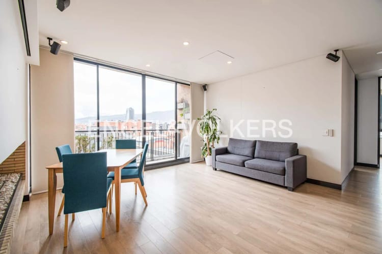 Apartamento de 2 alcobas en venta en Chico Norte, Bogotá, 110 m² · foto 2 de 19