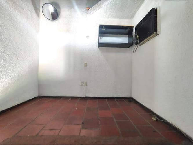 Local en arriendo en Urbanizacion Paraguitas Ii, Floridablanca, 17 m² · foto 6 de 7