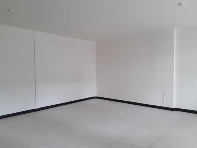 Local en arriendo en Antonia Santos Centro, Bucaramanga, 54 m² · foto 3 de 6