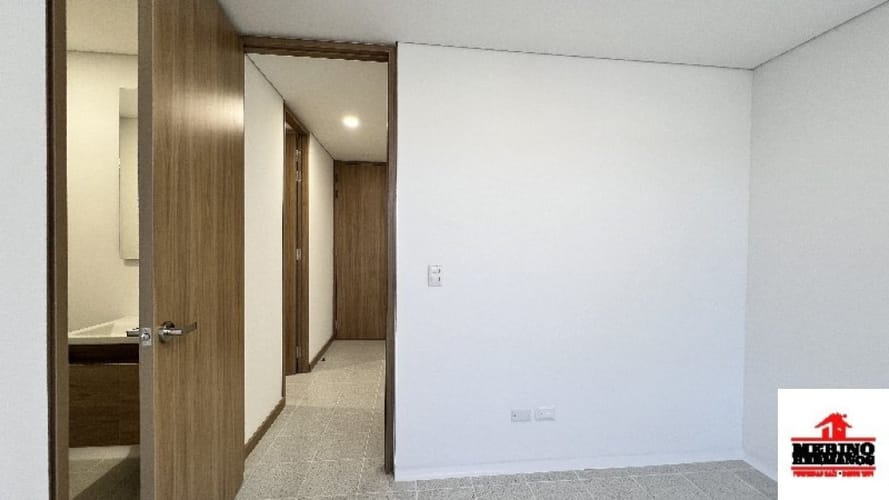 Consultorio en arriendo en Los Pinos, Medellín, 29 m² · foto 10 de 13