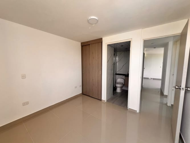 Apartamento de 2 alcobas en venta en Cerritos, Pereira, 54 m² · foto 8 de 15