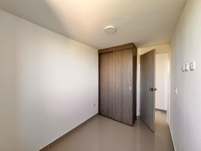 Apartamento de 2 alcobas en venta en Cerritos, Pereira, 54 m² · foto 9 de 15