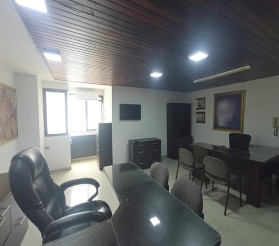 Oficina en arriendo en Garcia Rovira, Bucaramanga, 35 m² · foto 3 de 5