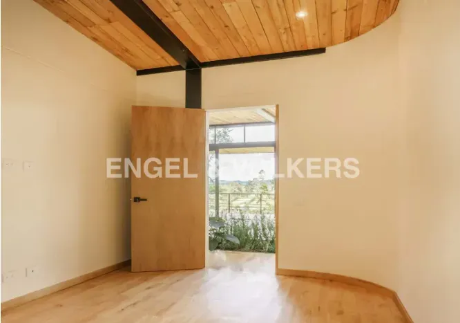 Casa de 3 alcobas en arriendo en Santa Ana, Rionegro, 300 m² · foto 8 de 16