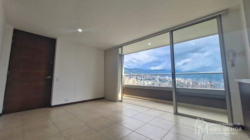 Apartamento de 2 alcobas en arriendo en Las Lomas, Medellín, 94 m² · foto 4 de 19