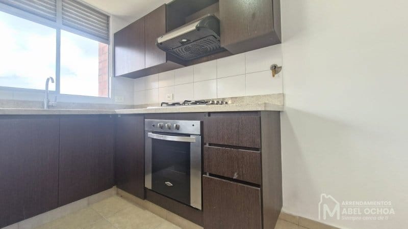 Apartamento de 2 alcobas en arriendo en Las Lomas, Medellín, 94 m² · foto 7 de 19