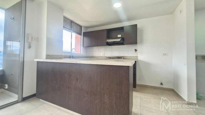 Apartamento de 2 alcobas en arriendo en Las Lomas, Medellín, 94 m² · foto 8 de 19