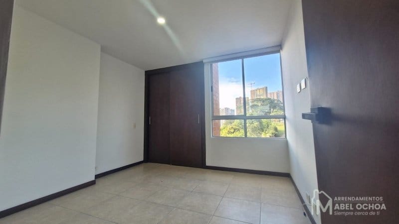 Apartamento de 2 alcobas en arriendo en Las Lomas, Medellín, 94 m² · foto 12 de 19