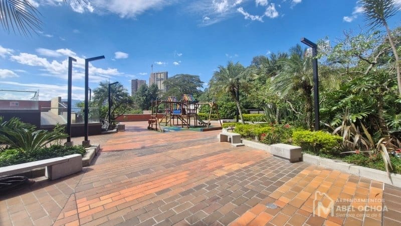 Apartamento de 2 alcobas en arriendo en Las Lomas, Medellín, 94 m² · foto 19 de 19