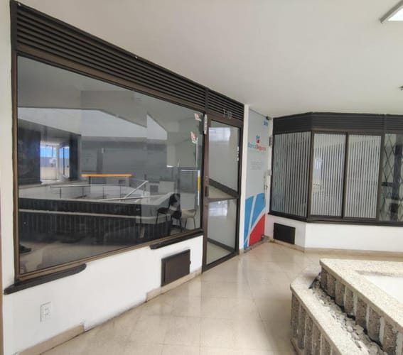 Oficina en venta en Centro, Bucaramanga, 19 m² · foto 2 de 11