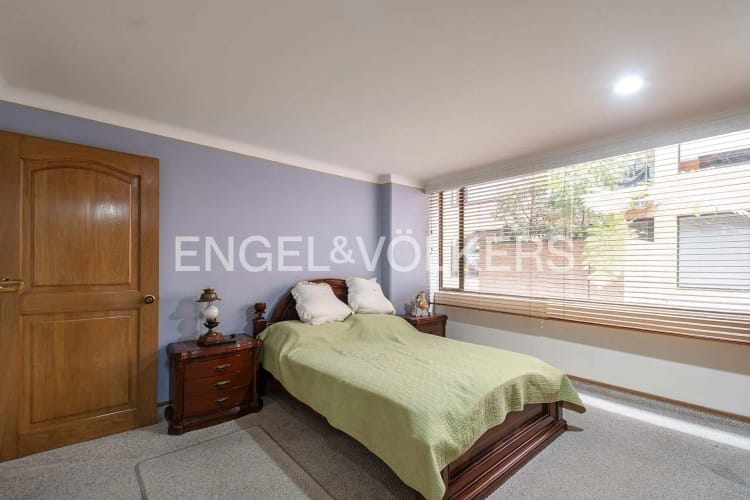 Apartamento de 3 alcobas en venta en La Carolina, Bogotá, 211 m² · foto 13 de 16