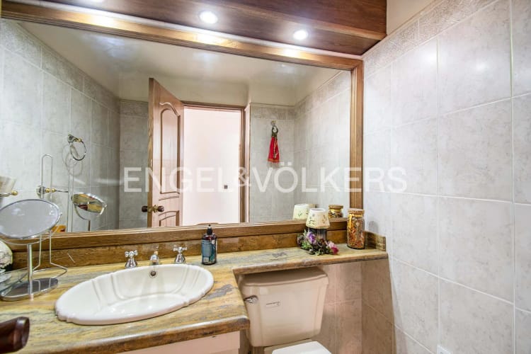 Apartamento de 3 alcobas en venta en La Carolina, Bogotá, 211 m² · foto 10 de 16