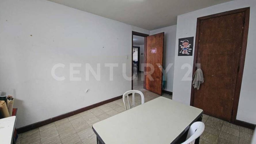 Casa de 4 alcobas en venta en Santa Rita, Cali, 345 m² · foto 13 de 21
