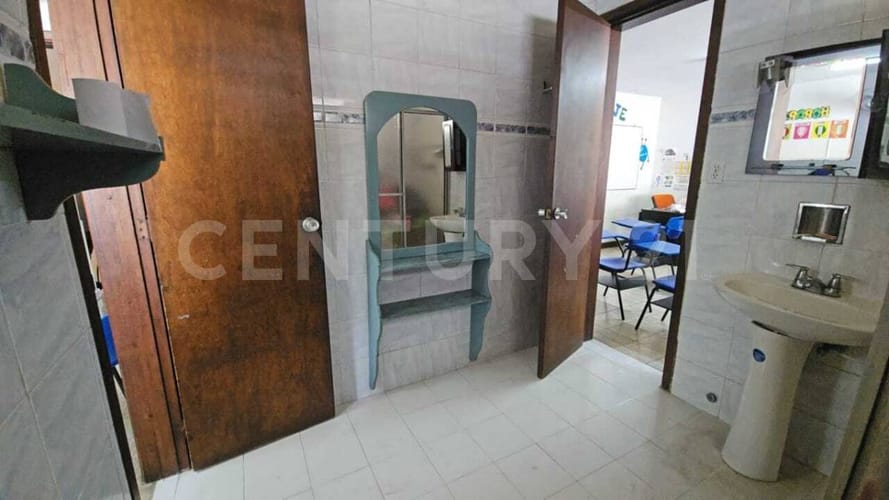 Casa de 4 alcobas en venta en Santa Rita, Cali, 345 m² · foto 14 de 21