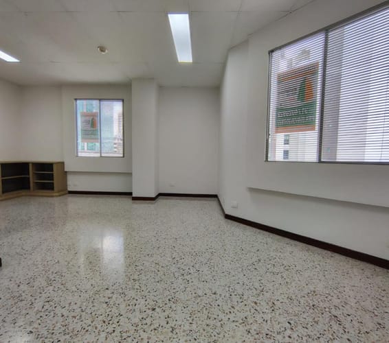 Oficina en arriendo en Bolivar, Bucaramanga, 30 m² · foto 6 de 10