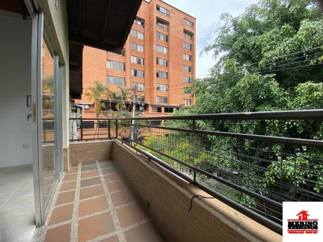 Casa de 4 alcobas en arriendo en Florida Nueva, Medellín, 197 m² · foto 5 de 23