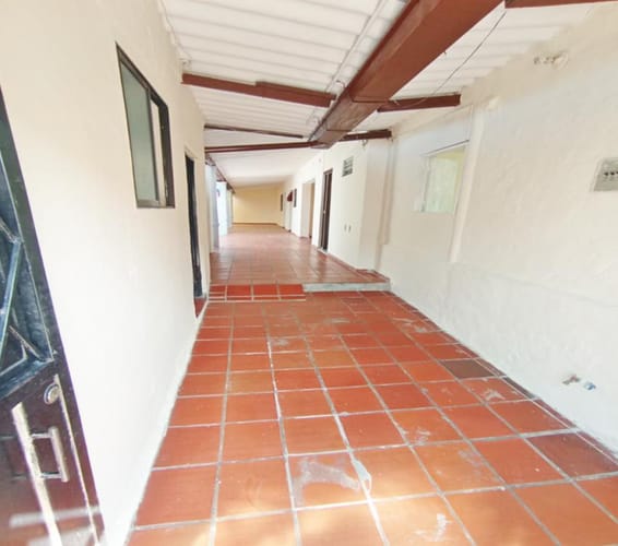 Casa de 5 alcobas en venta en Gaitan, Bucaramanga, 160 m² · foto 2 de 13