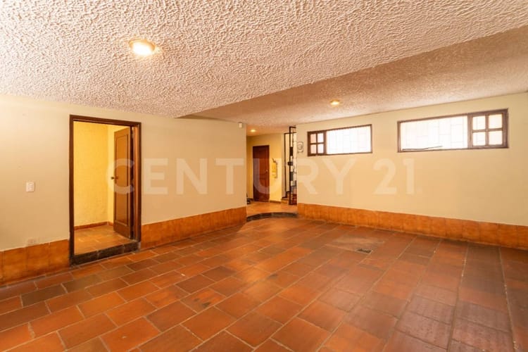 Casa de 5 alcobas en venta en Unicentro Bogotá, Bogotá, 428 m² · foto 23 de 23