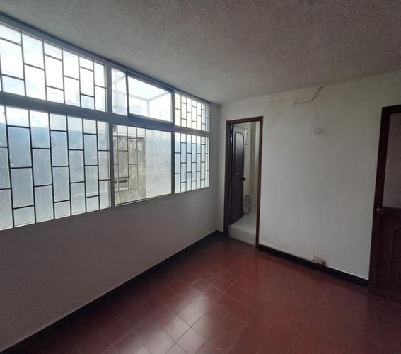 Oficina en arriendo en Garcia Rovira, Bucaramanga, 100 m² · foto 11 de 19