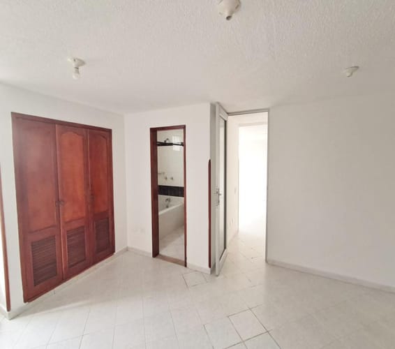 Oficina en arriendo en Garcia Rovira, Bucaramanga, 45 m² · foto 6 de 7