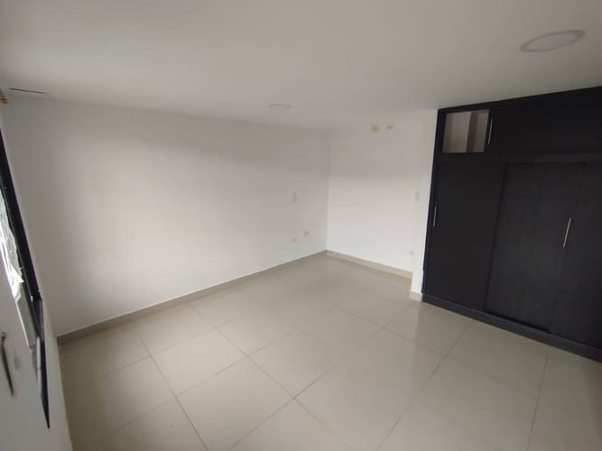 Apartaestudio en arriendo en Campo Valdes No.1, Medellín, 20 m² · foto 2 de 6
