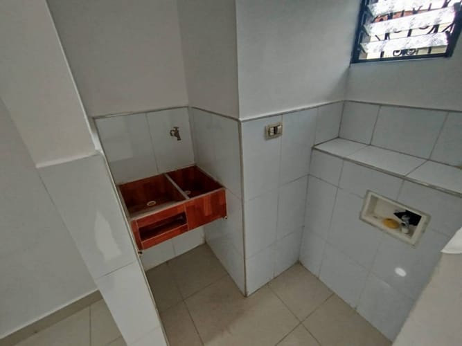 Apartaestudio en arriendo en Campo Valdes No.1, Medellín, 20 m² · foto 6 de 6