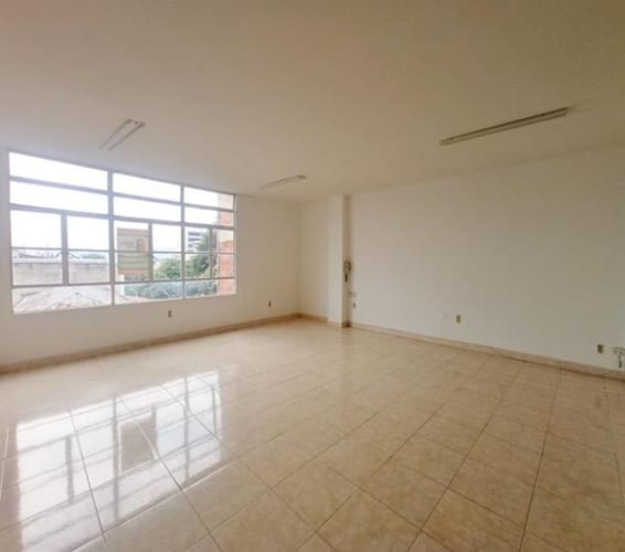 Edificio en arriendo en Centro, Bucaramanga, 1226 m² · foto 5 de 16