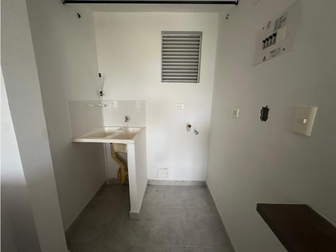 Apartaestudio en arriendo en Cr. Altos De Agua Bonita, Armenia, 35 m² · foto 4 de 5