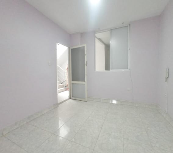Oficina en arriendo en Bolarqui, Bucaramanga, 15 m² · foto 2 de 6