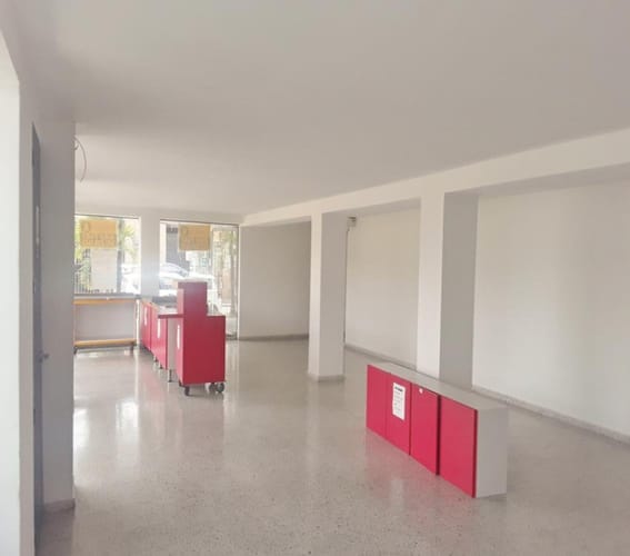 Local en arriendo en Granada, Bucaramanga, 200 m² · foto 2 de 7