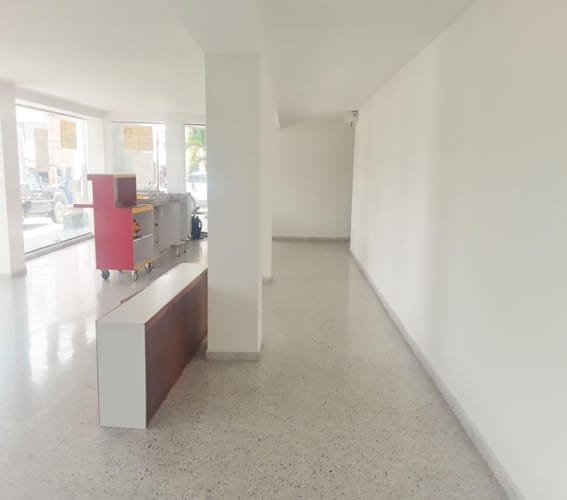 Local en arriendo en Granada, Bucaramanga, 200 m² · foto 3 de 7